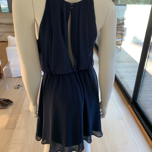LUSH Nordstrom’s Flowy Navy Polyester Dress - Picture 5 of 8